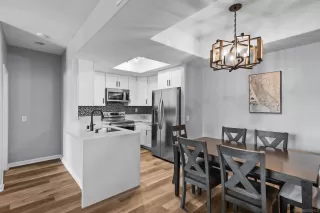 Photo #4: 250039952 Listing