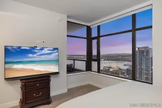 Photo #5: 250039969 Listing