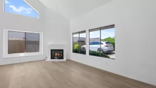 Photo #3: 250039974 Listing 