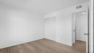 Photo #5: 250039974 Listing 