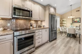 Photo #3: 250039975 Listing