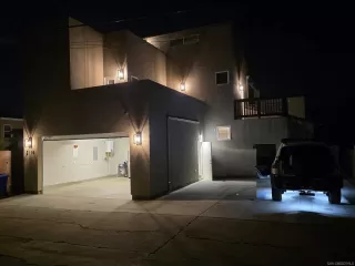 Photo #2: 250039981 Listing 