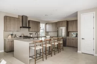 Photo #5: 250039982 Listing 