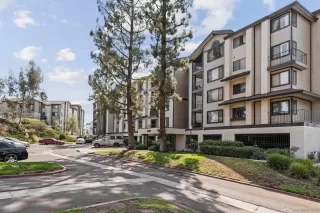 More Details about MLS # 250039998 : 5985 DANDRIDGE LN UNIT 103