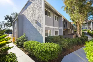 COLLEGE PARK GARDENS Condos for Sale