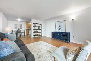 Photo #5: 250040010 Listing