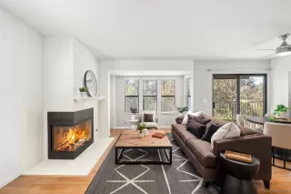 More Details about MLS # 250040059 : 1824 VIA LAS PALMAS UNIT 14