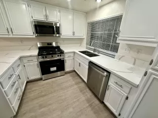 Photo #2: 250040105 Listing