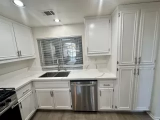 Photo #6: 250040105 Listing