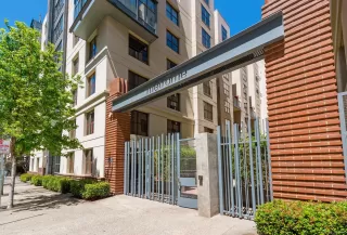 Photo #1: 250040112 Listing 