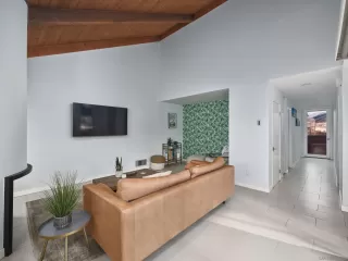 Photo #3: 250040113 Listing