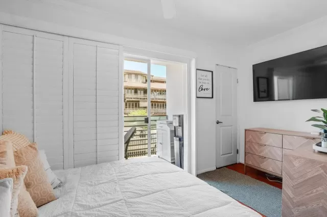 MLS: 250040151 Condo For Sale