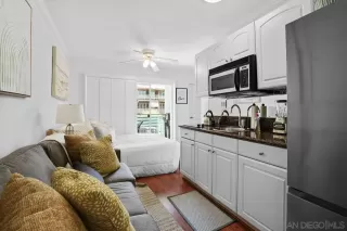 Photo #3: 250040151 Listing