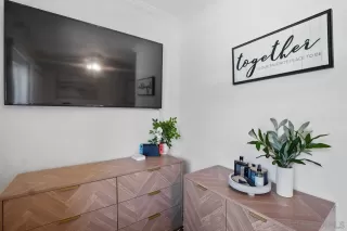 Photo #5: 250040151 Listing