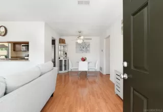 Photo #3: 250040155 Listing 