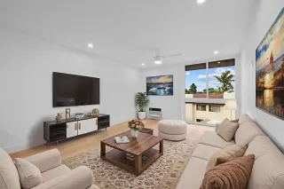 Photo #3: 250040163 Listing 