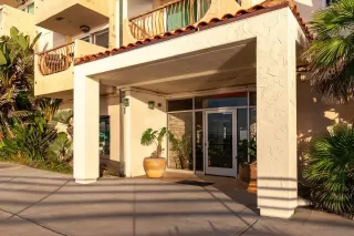 Photo #4: 250040201 Listing 