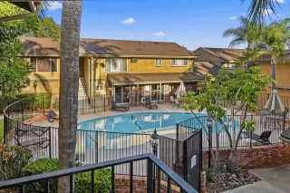 Photo #2: 250040205 Listing