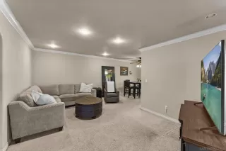 Photo #3: 250040205 Listing