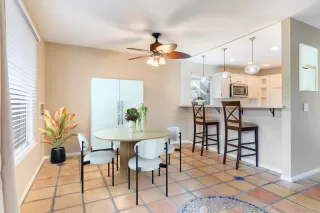 Photo #4: 250040222 Listing 