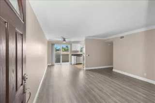 Photo #1: 250040252 Listing 