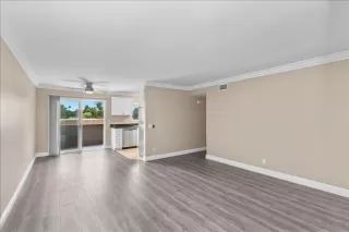 Photo #2: 250040252 Listing 