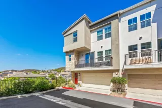 Photo #2: 250040282 Listing