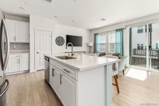 Photo #6: 250040282 Listing