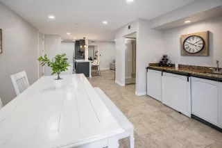 Photo #5: 250040356 Listing