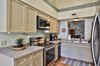 Photo #3: 250040365 Listing 