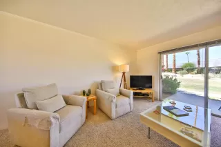 Photo #3: 250040367 Listing 