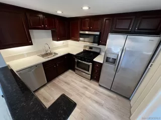 Photo #1: 250040377 Listing 