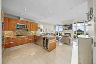 Photo #2: 250040397 Listing 