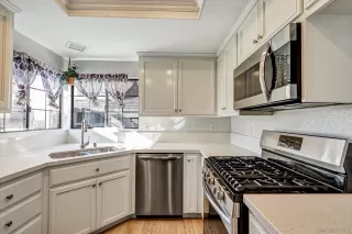 Photo #3: 250040399 Listing 