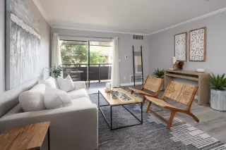 Photo #1: 250040405 Listing 