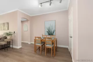 Photo #5: 250040413 Listing