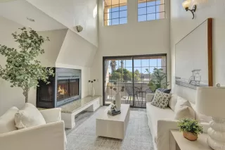 Photo #5: 250040464 Listing