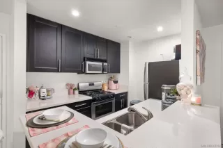 Photo #1: 250040500 Listing 