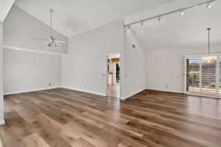 Photo #4: 250040553 Listing 