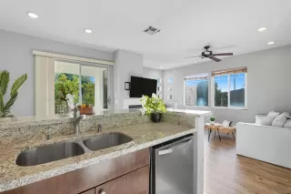 Photo #6: 250040602 Listing 