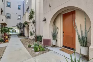 Photo #4: 250040619 Listing 