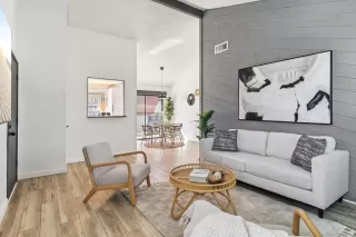 Photo #1: 250040661 Listing