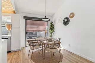 Photo #4: 250040661 Listing