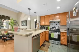 Photo #3: 250040761 Listing 