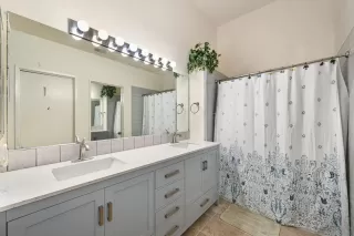 Photo #5: 250040761 Listing 