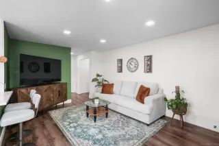 Photo #1: 250040769 Listing 