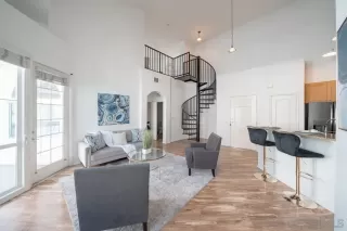 Photo #2: 250040776 Listing 