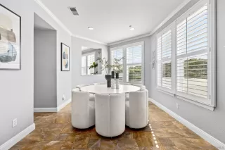 Photo #2: 250040788 Listing