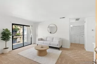 Photo #1: 250040798 Listing