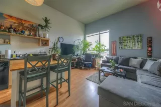 Photo #1: 250040810 Listing 